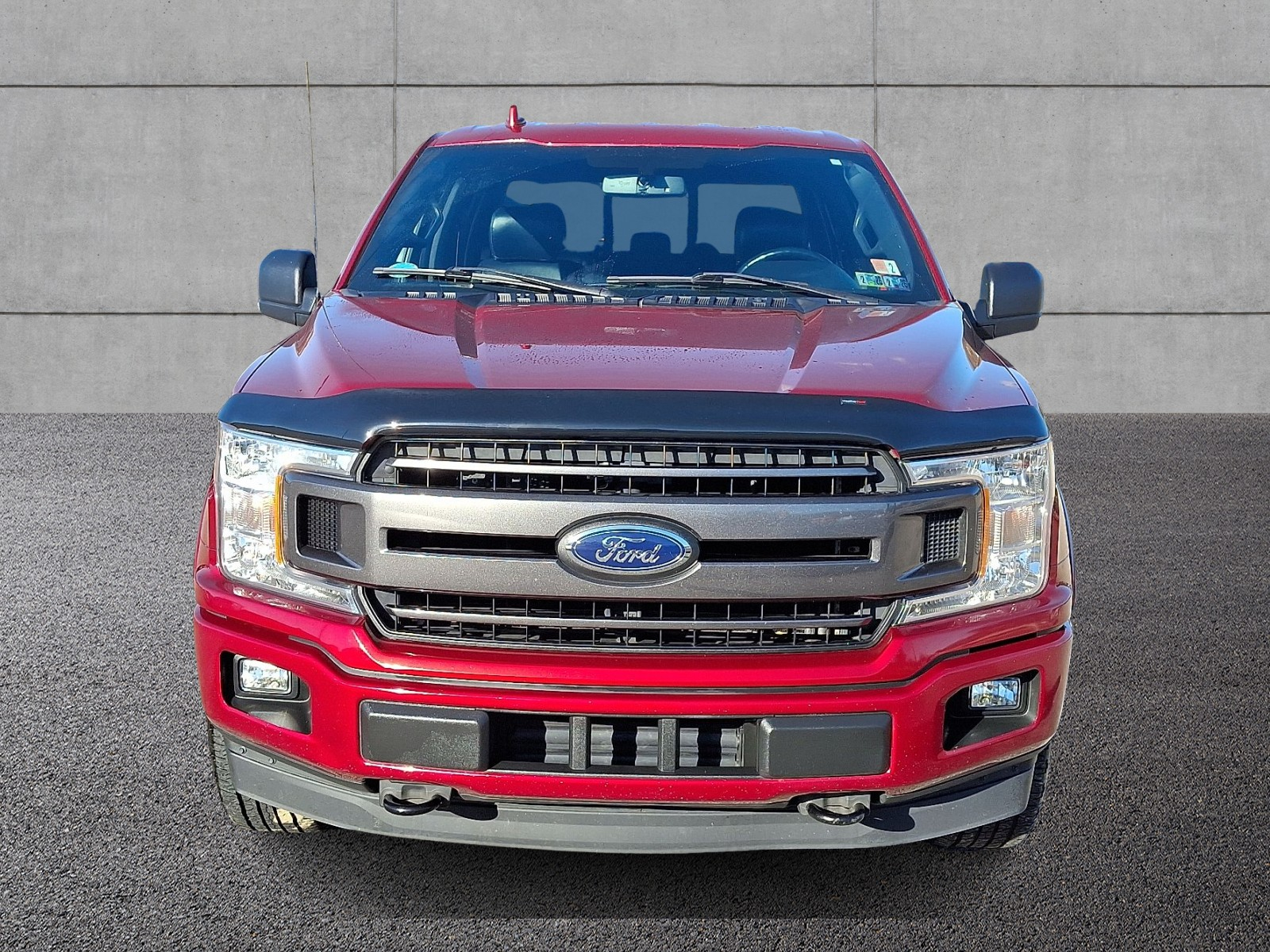 2018 Ford F-150 XLT photo 2