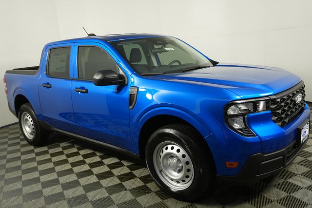 2025 Ford Maverick XL photo 2
