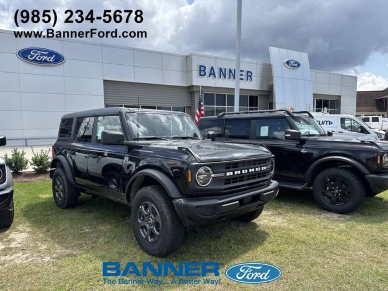 2025 Ford Bronco 4-Door Big Bend's photo