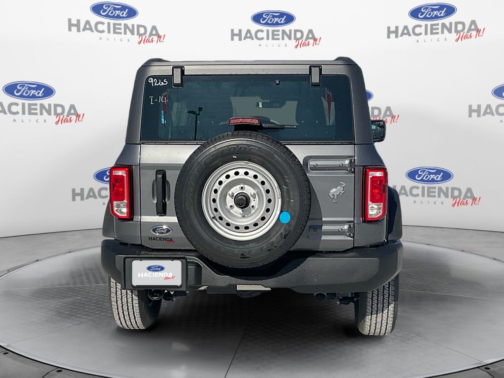 2025 Ford Bronco Base photo 2