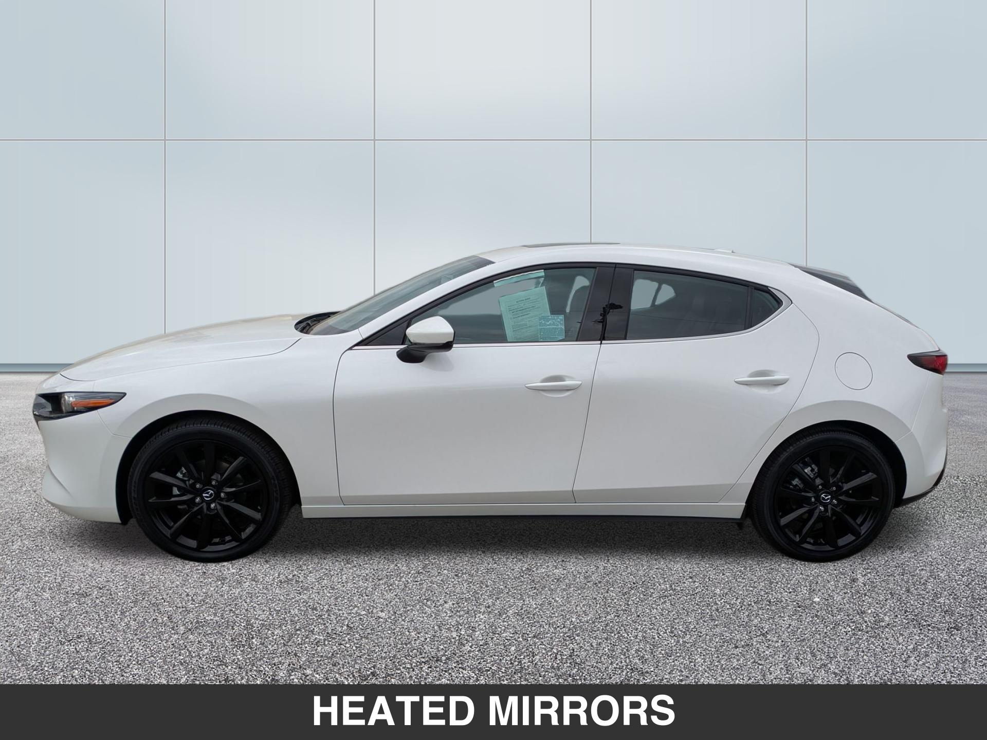 2025 Mazda Mazda3 Hatchback 2.5 s Preferred photo 2