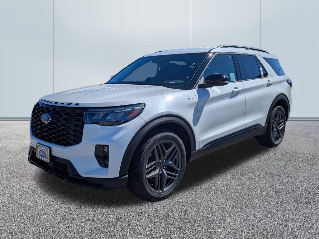 2025 Ford Explorer ST Line