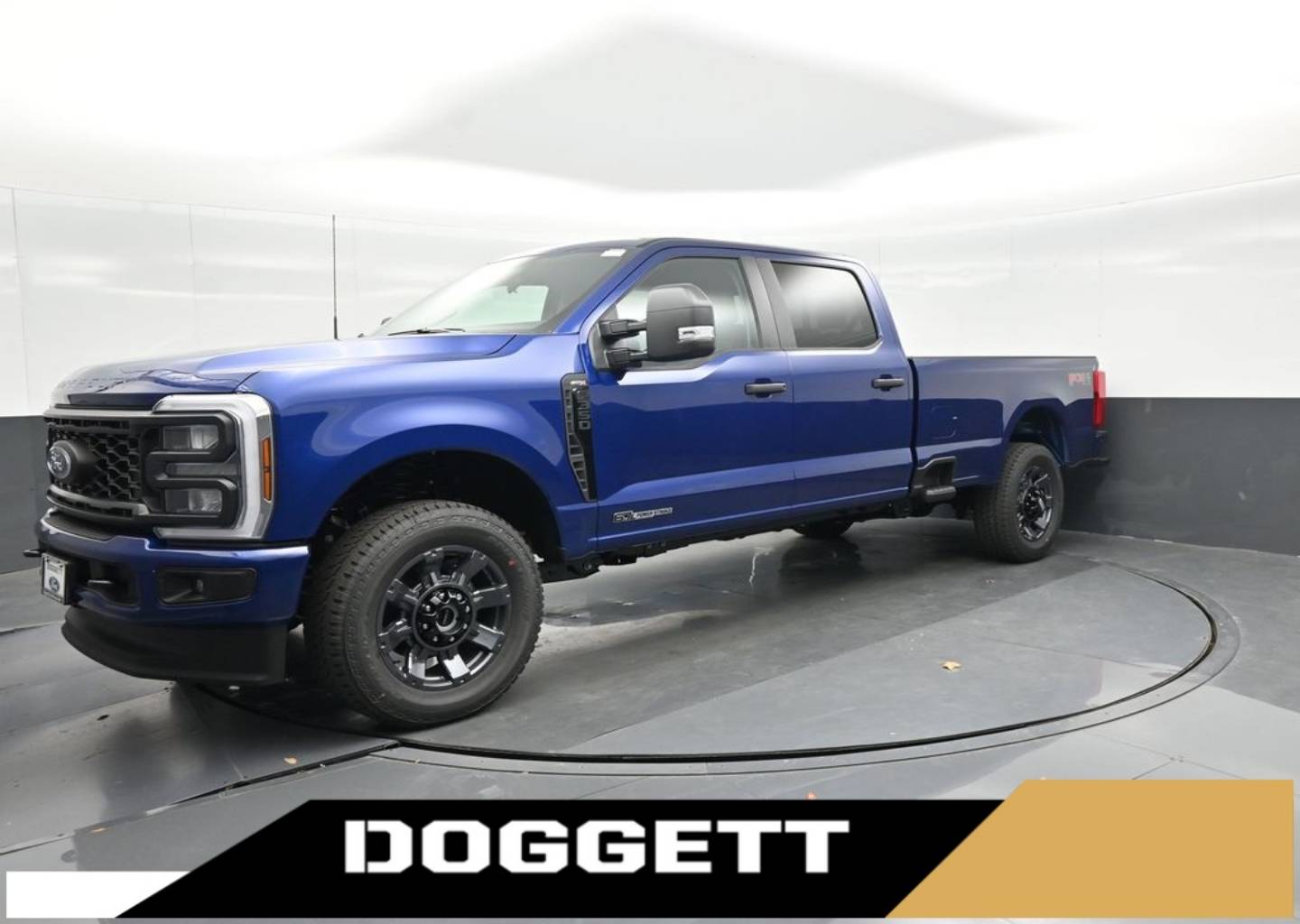 2026 Ford F-350 Super Duty XL's photo