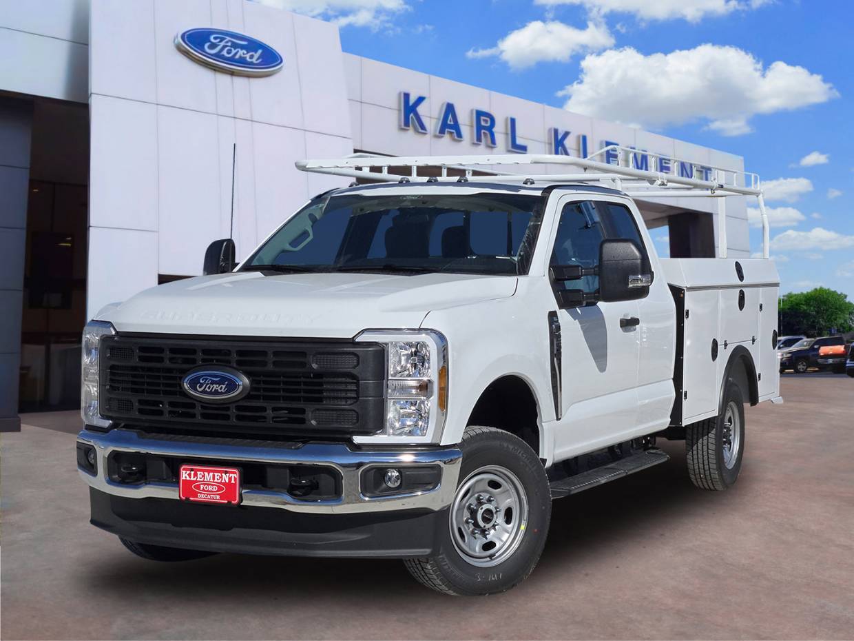 2026 Ford F-250 Super Duty XL's photo
