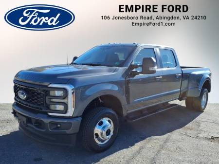 2026 Ford Super Duty F-350 DRW XL