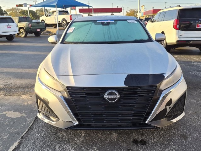 2023 Nissan Altima 2.5 SV photo 4