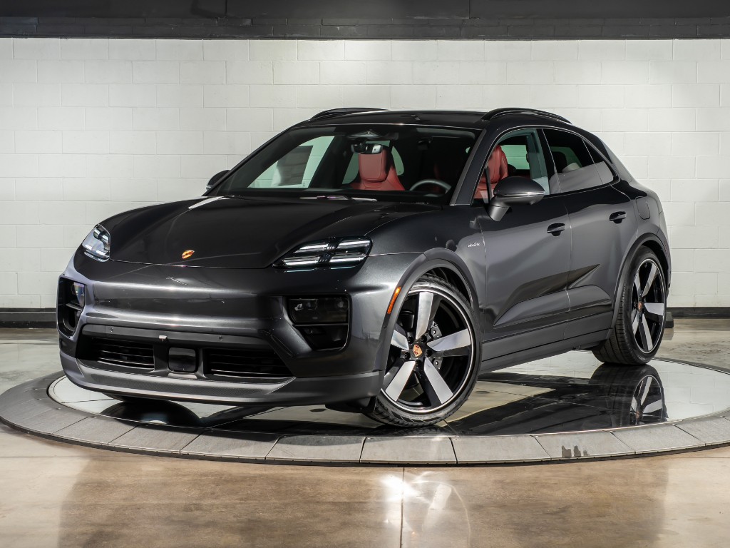 2025 Porsche Macan EV
