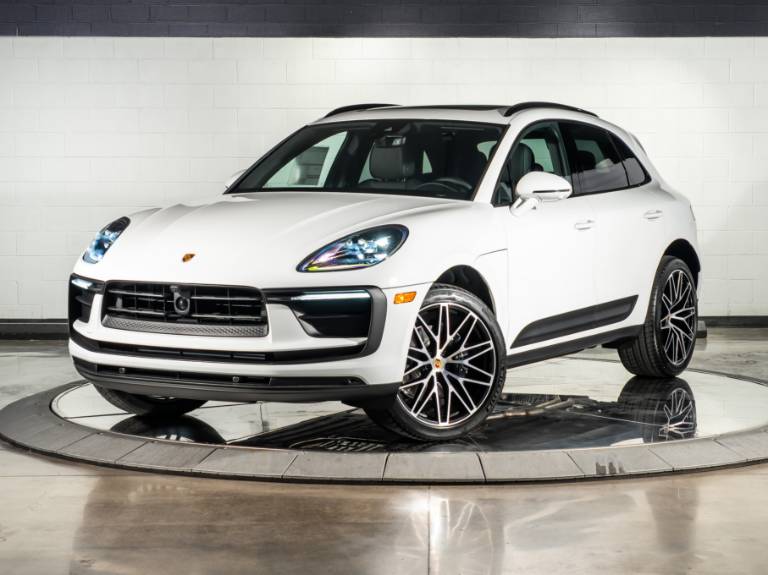2026 Porsche Macan