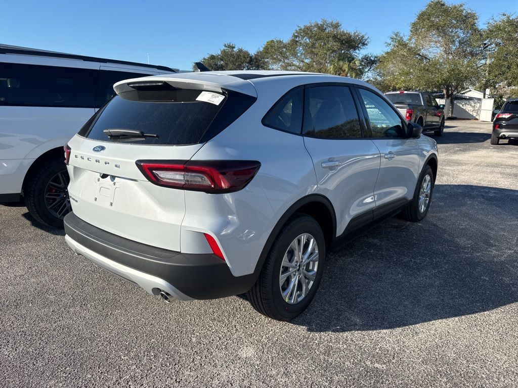 2026 Ford Escape Active photo 2