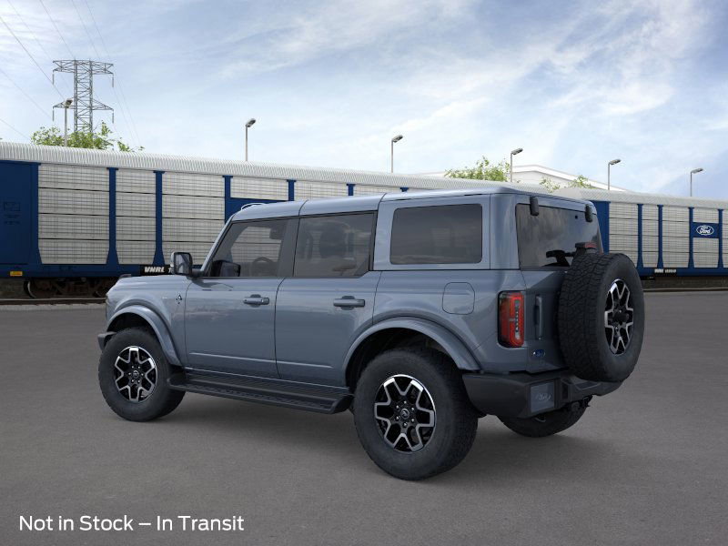 2025 Ford Bronco Outer Banks photo 3