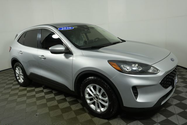 Used 2020 Ford Escape SE with VIN 1FMCU0G66LUC20974 for sale in Kansas City
