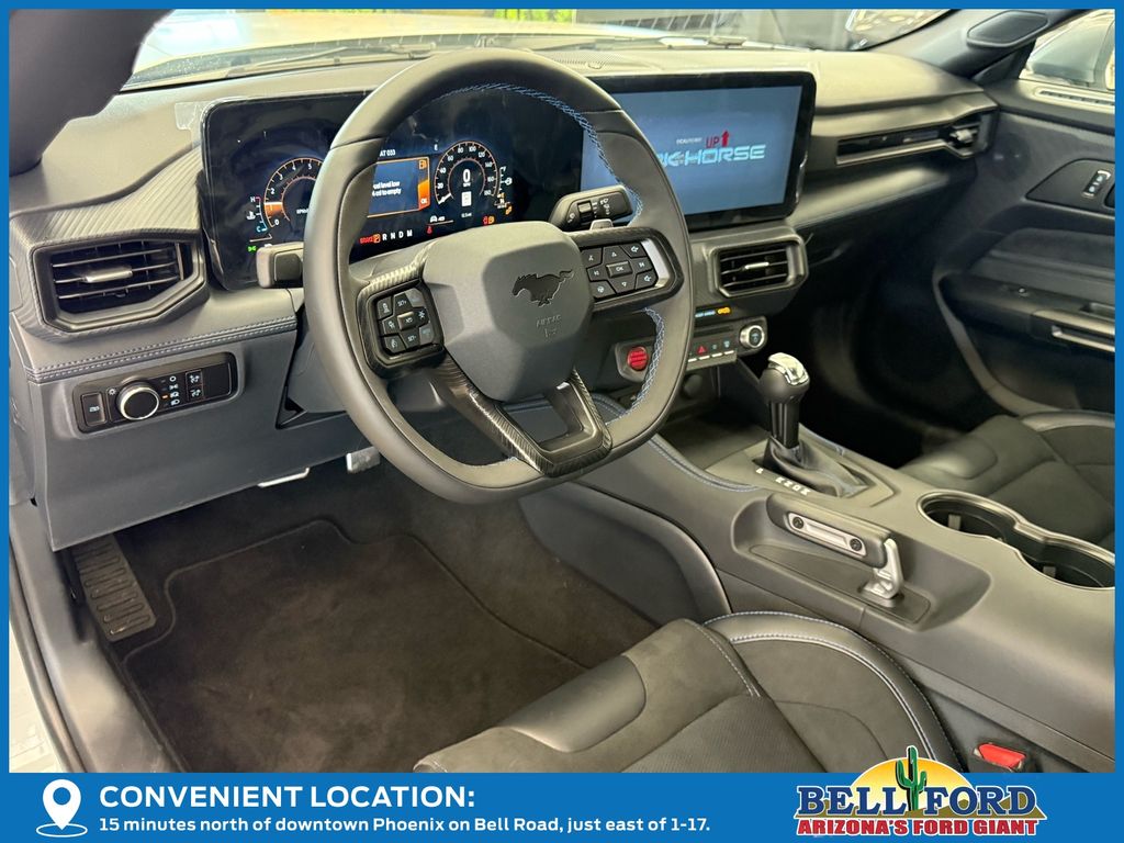 2025 Ford Mustang Dark Horse - Photo 11