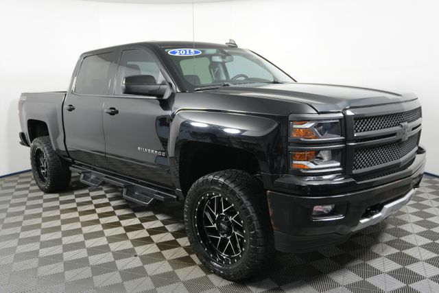 Used 2015 Chevrolet Silverado 1500 LT with VIN 3GCUKREC1FG407381 for sale in Kansas City