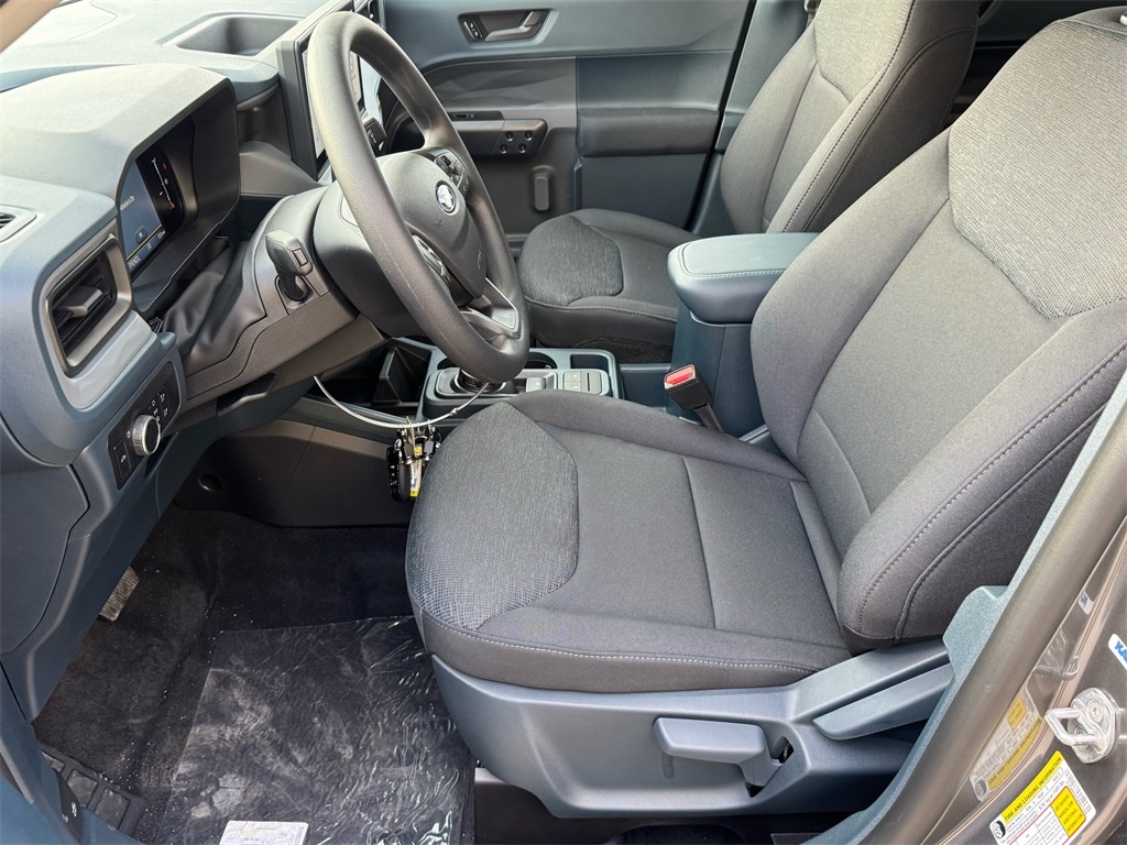 2025 Ford Maverick XL photo 3