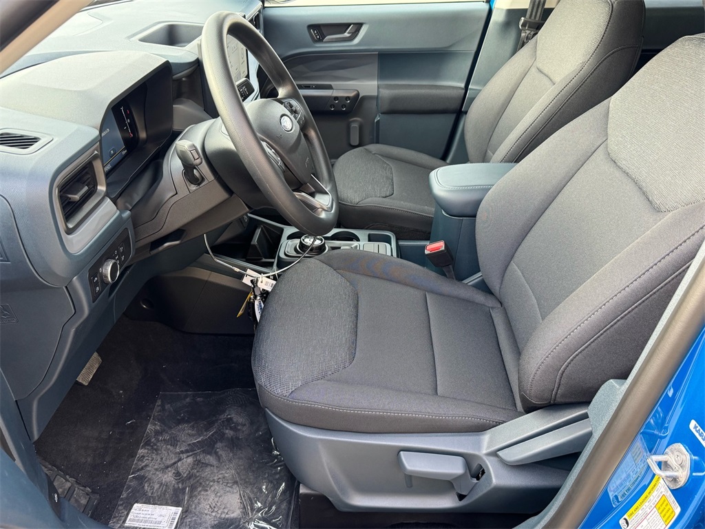 2025 Ford Maverick XL photo 4