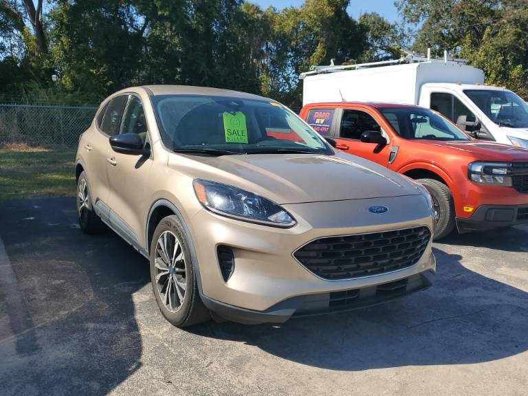 2021 Ford Escape SE