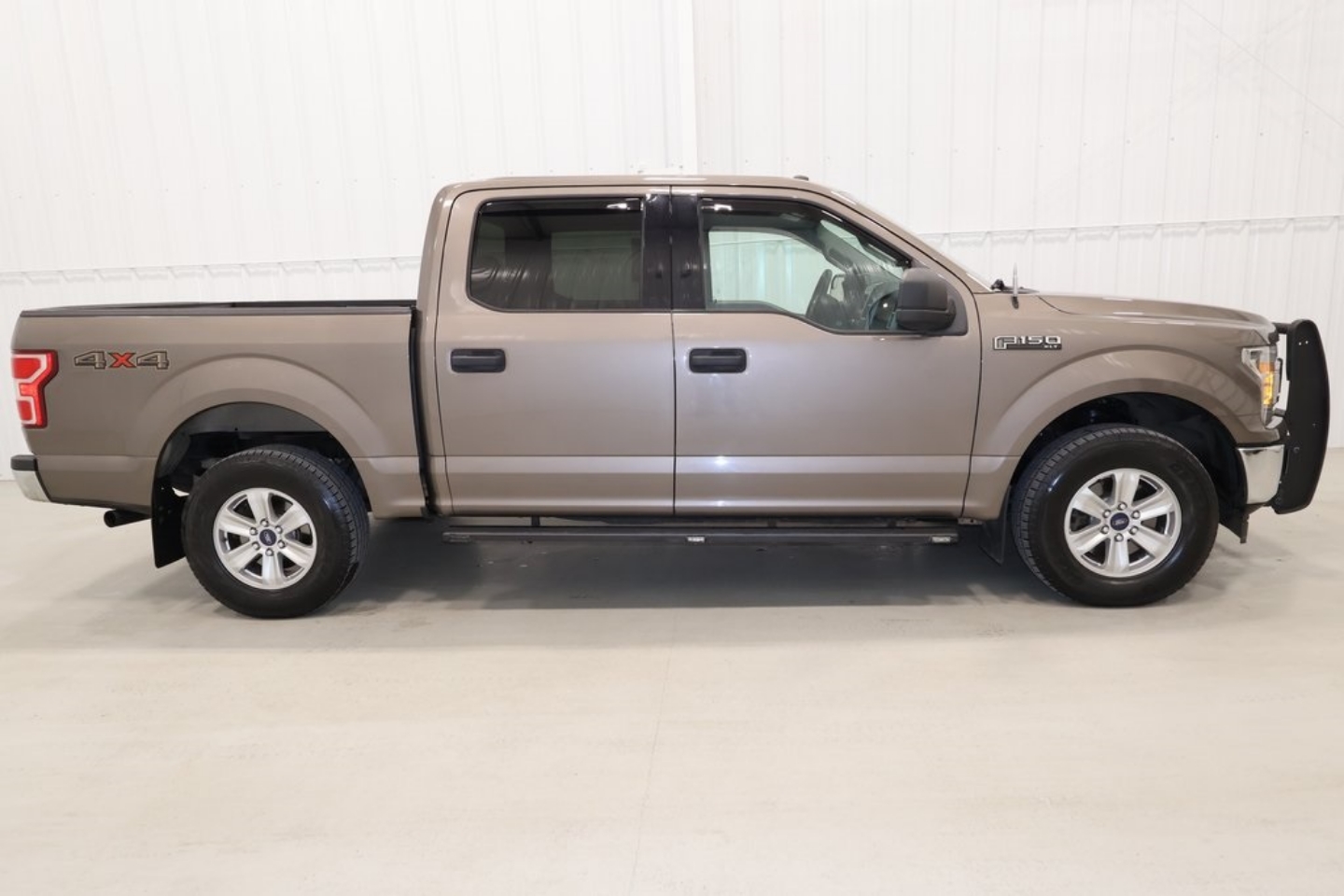 Used 2018 Ford F-150 XLT with VIN 1FTEW1EGXJFC64518 for sale in Canfield, OH