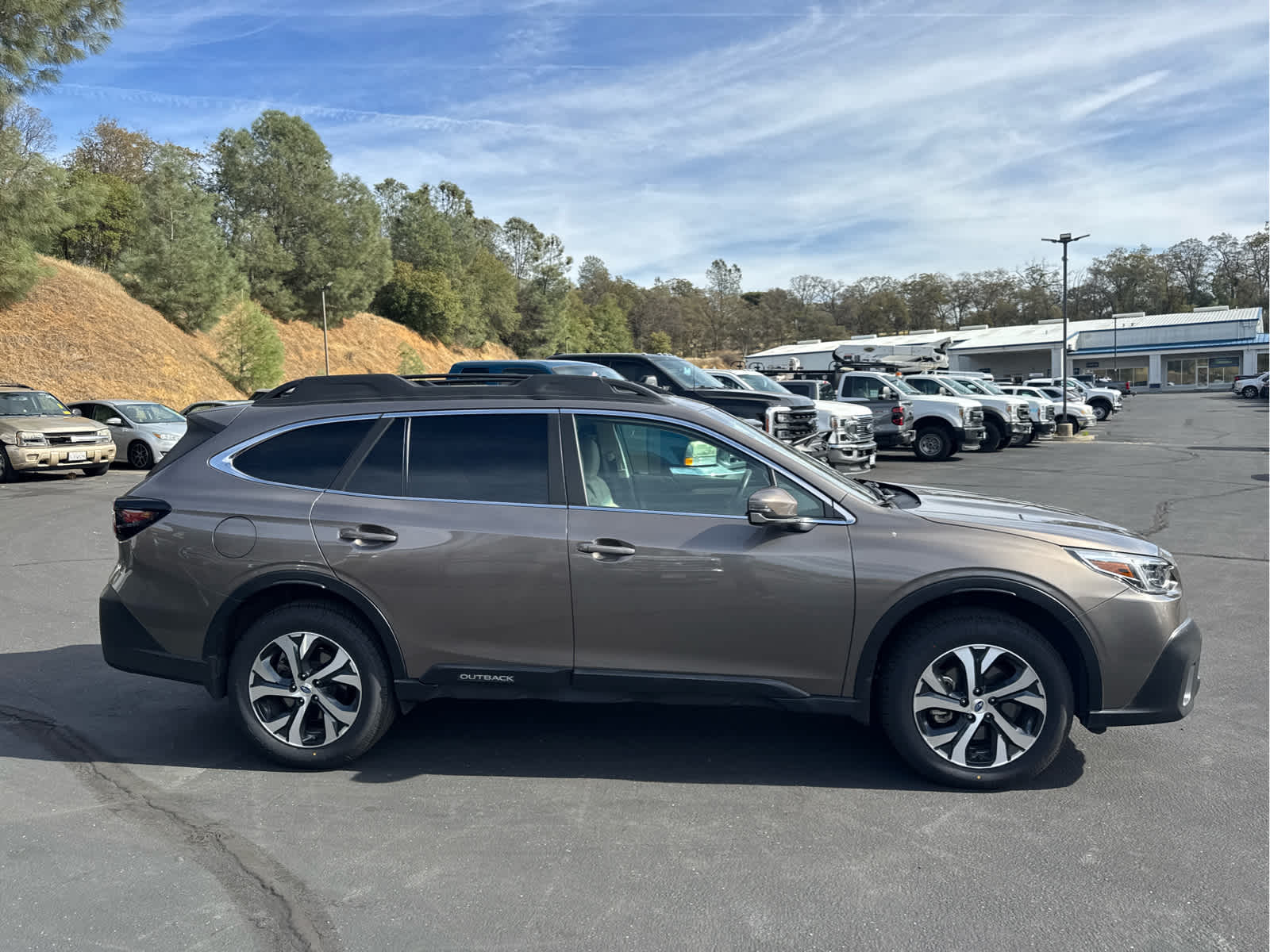 2021 Subaru Outback Limited photo 2