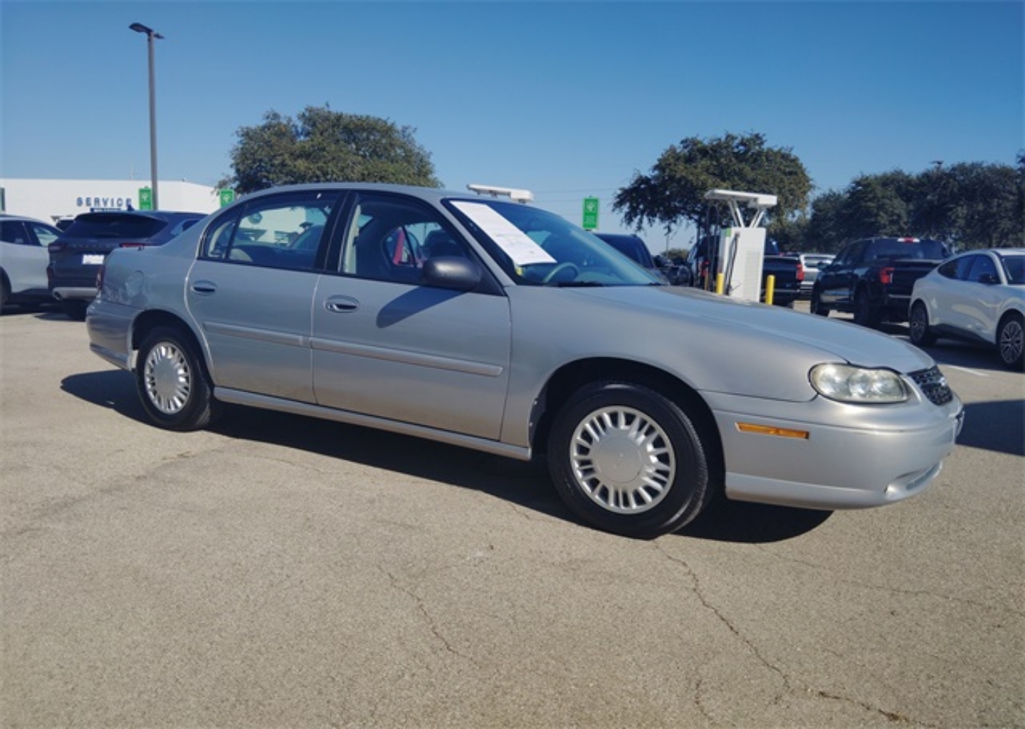 Used 2000 Chevrolet Malibu Base with VIN 1G1ND52J5Y6267505 for sale in Lewisville, TX
