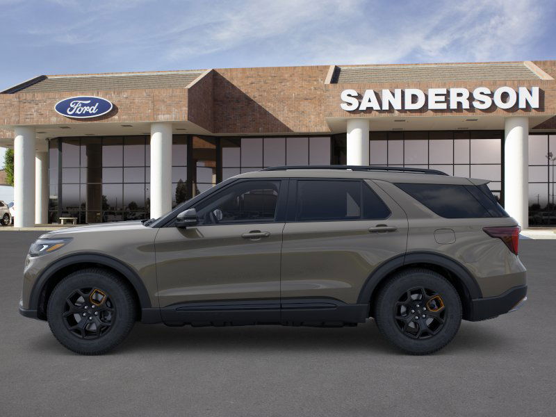 2026 Ford Explorer photo 4