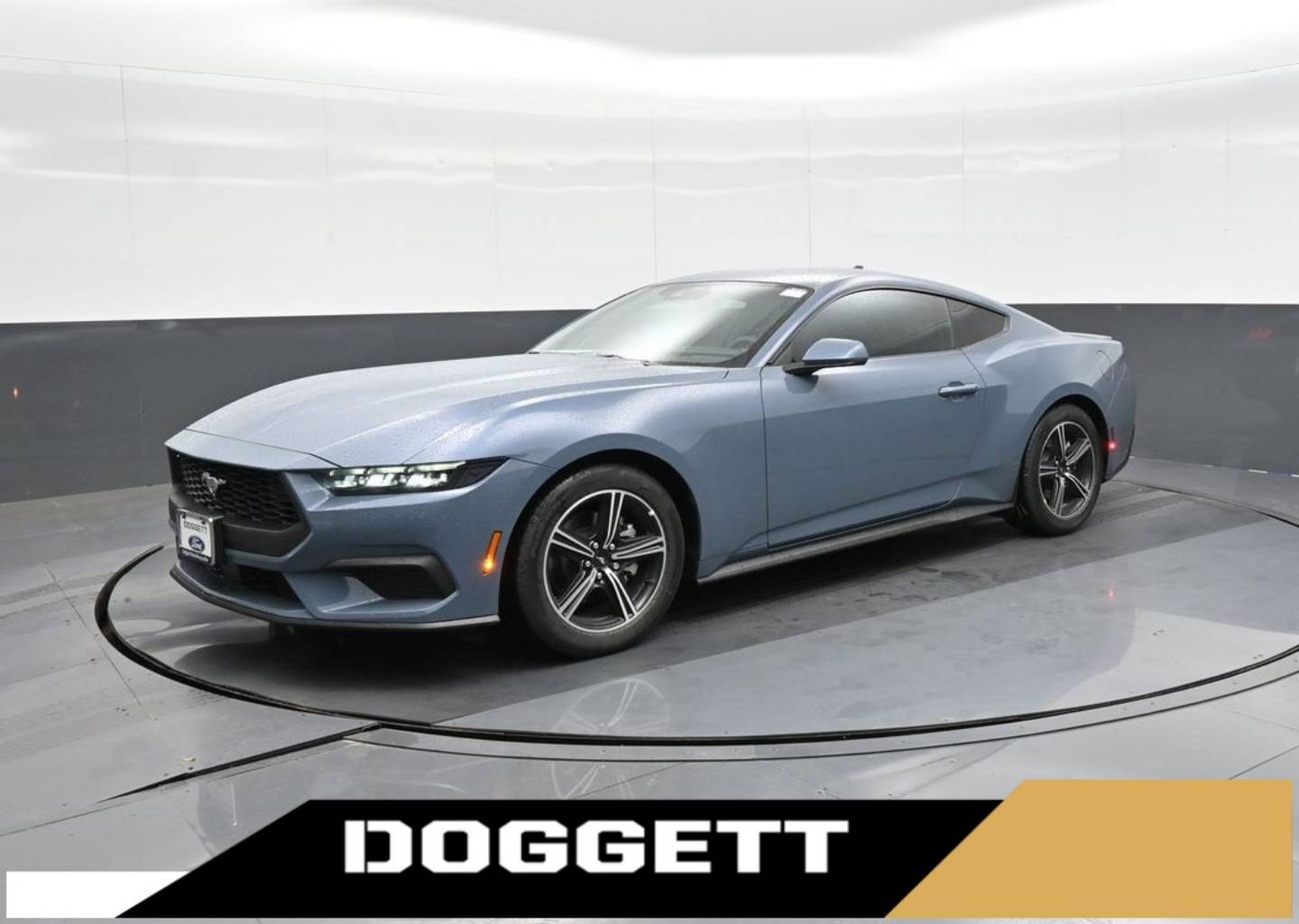 2025 Ford Mustang EcoBoost Premium's photo