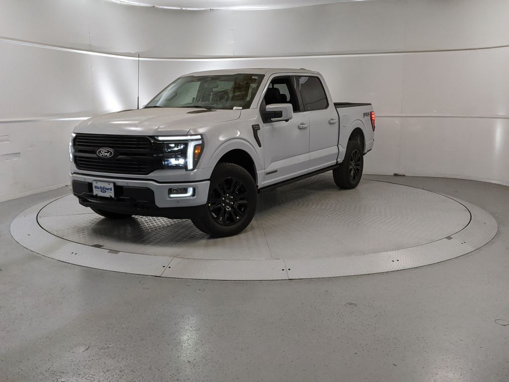 2025 Ford F-150 Platinum photo 3