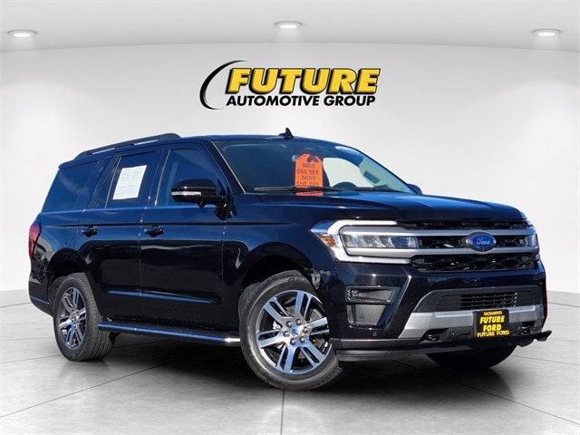 Used 2022 Ford Expedition XLT