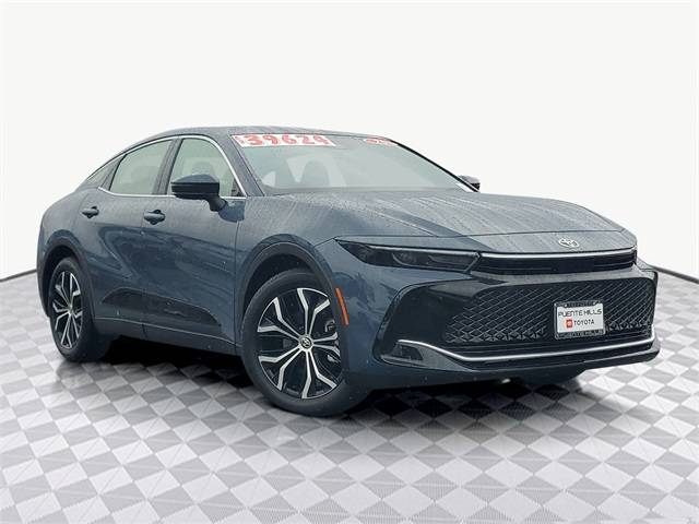 2025 Toyota Crown XLE