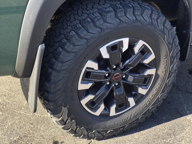 2023 Nissan Frontier PRO-4X photo 4