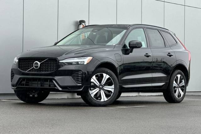 2025 Volvo XC60 Plug-In Hybrid T8 Core