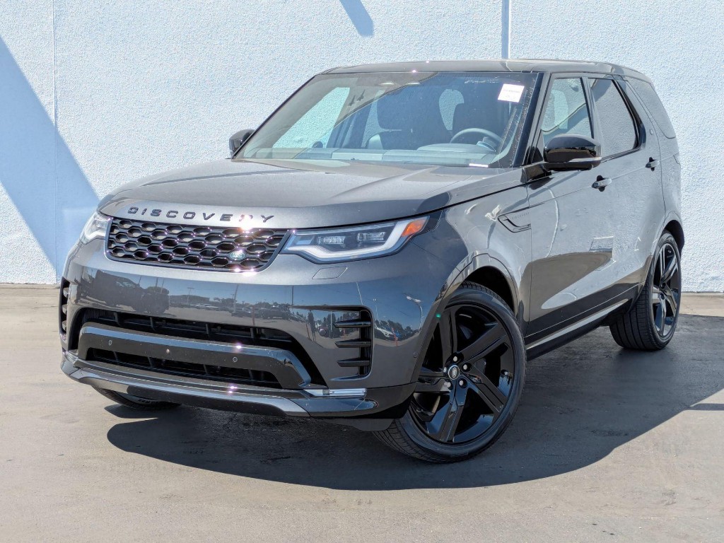 2025 Land Rover Discovery P360 Dynamic SE