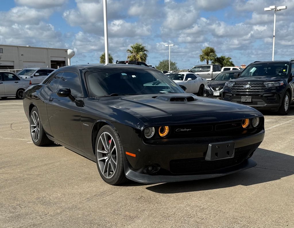2020 Dodge Challenger R/T photo 3