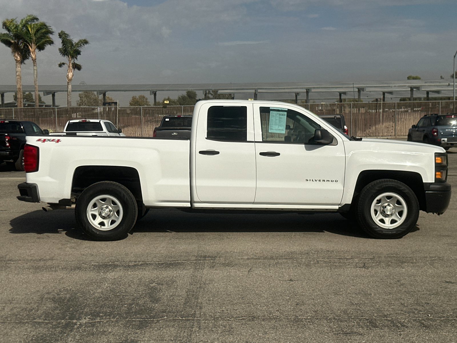 2014 Chevrolet Silverado 1500 Work Truck photo 2