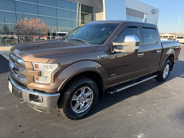 2015 Ford F-150 Lariat photo 2
