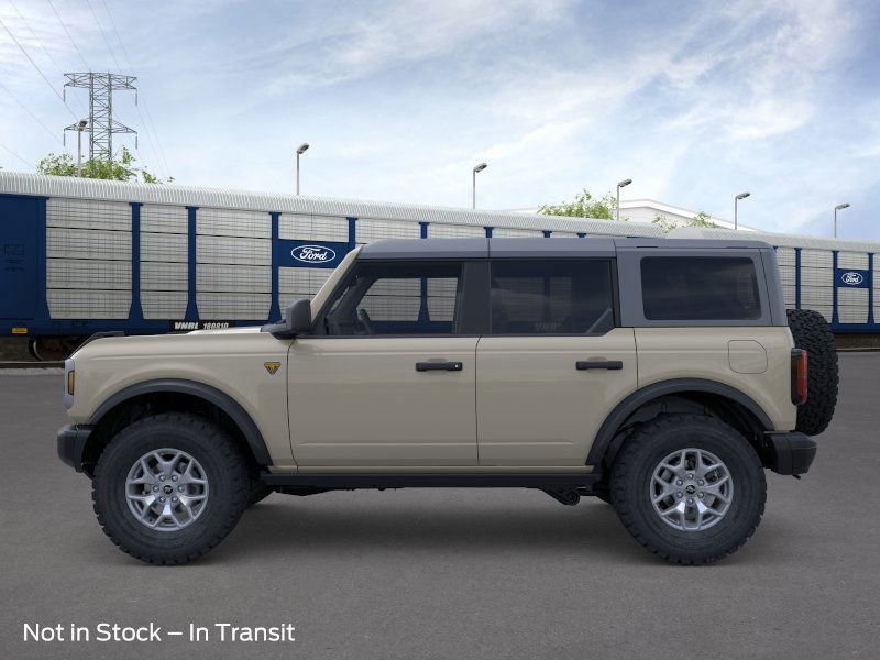 2025 Ford Bronco Badlands photo 3