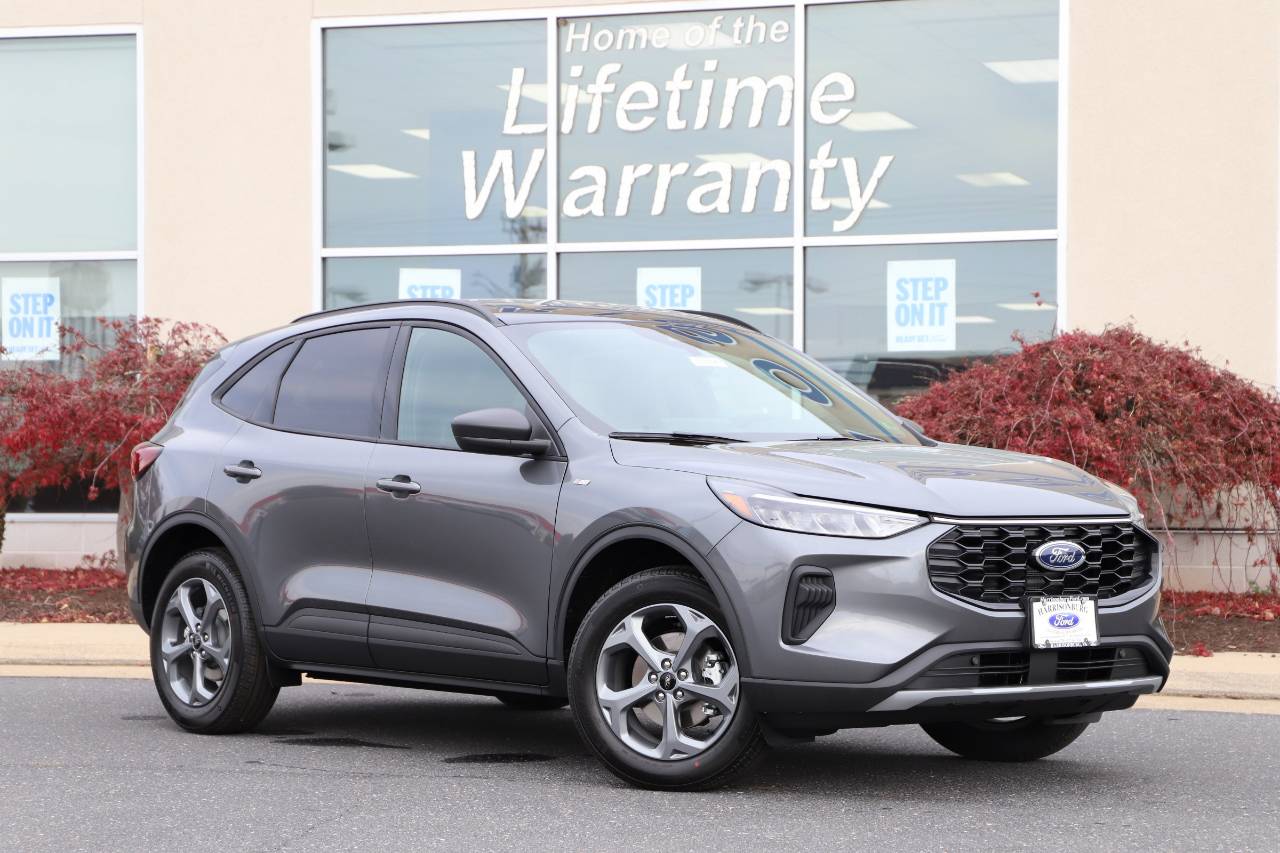 2026 Ford Escape ST-Line's photo