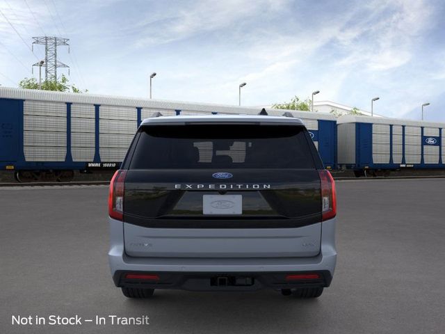 2025 Ford Expedition MAX photo 4