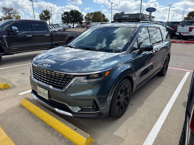 2024 Kia Carnival SX photo 2