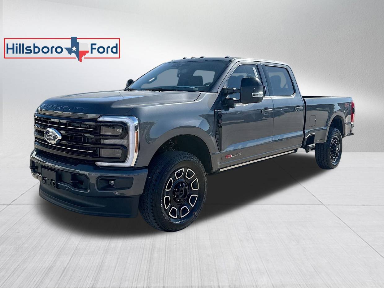 2026 Ford F-350 Super Duty Platinum's photo