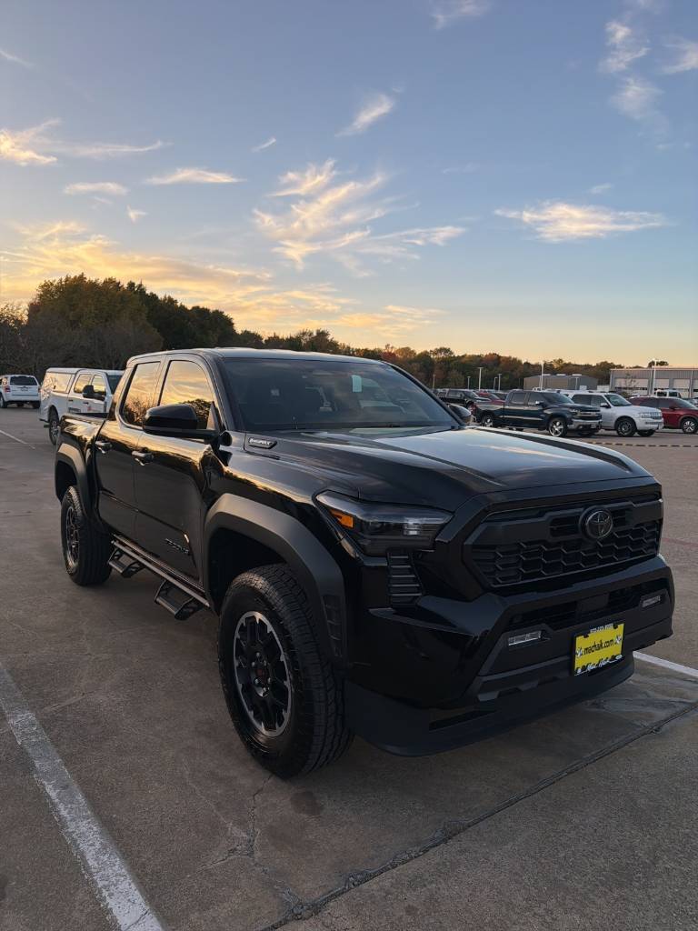 2025 Toyota Tacoma Hybrid TRD OFF Road