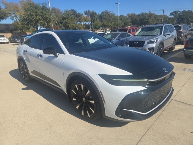 Used 2023 Toyota Crown Platinum