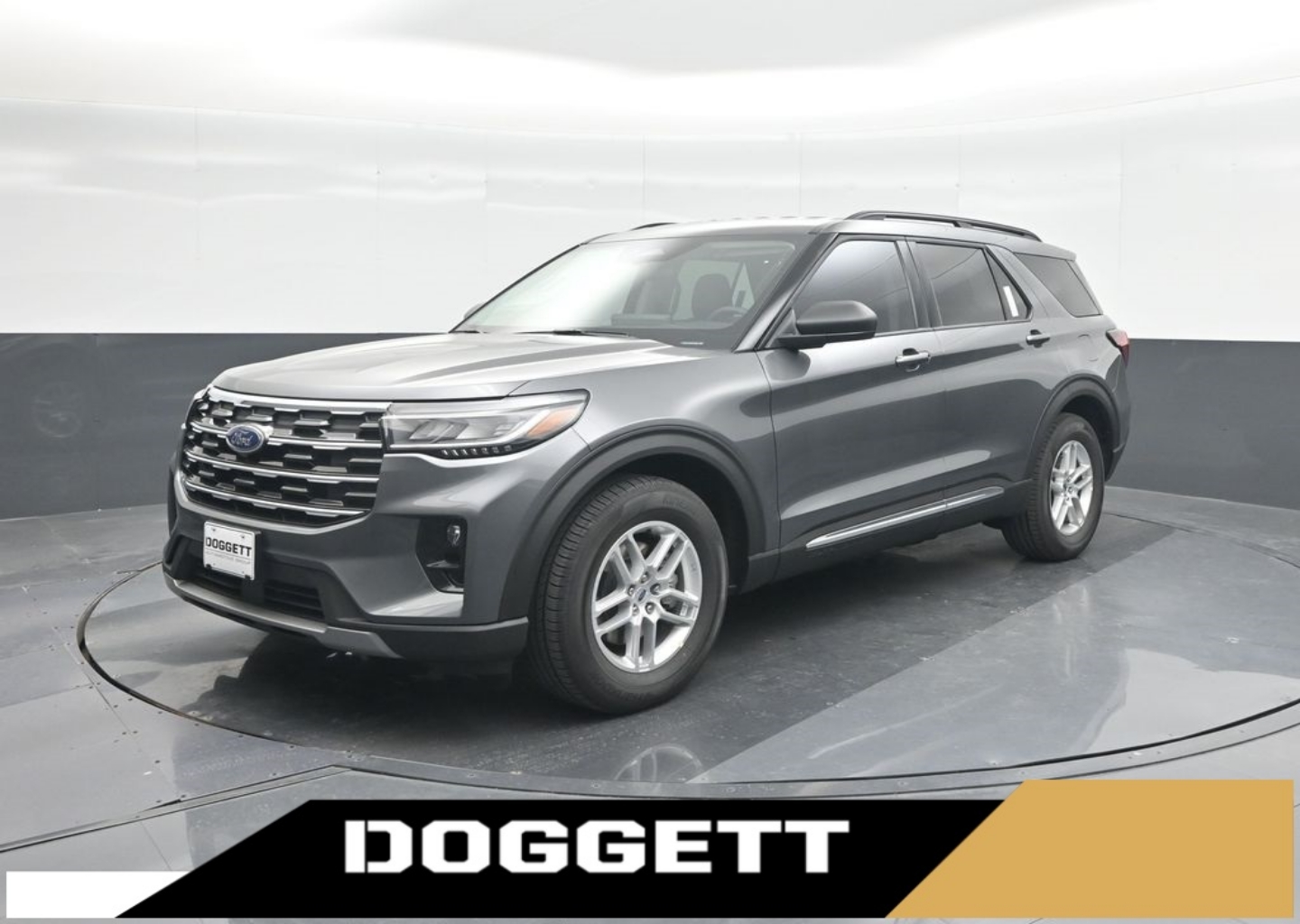 2025 Ford Explorer Active's photo