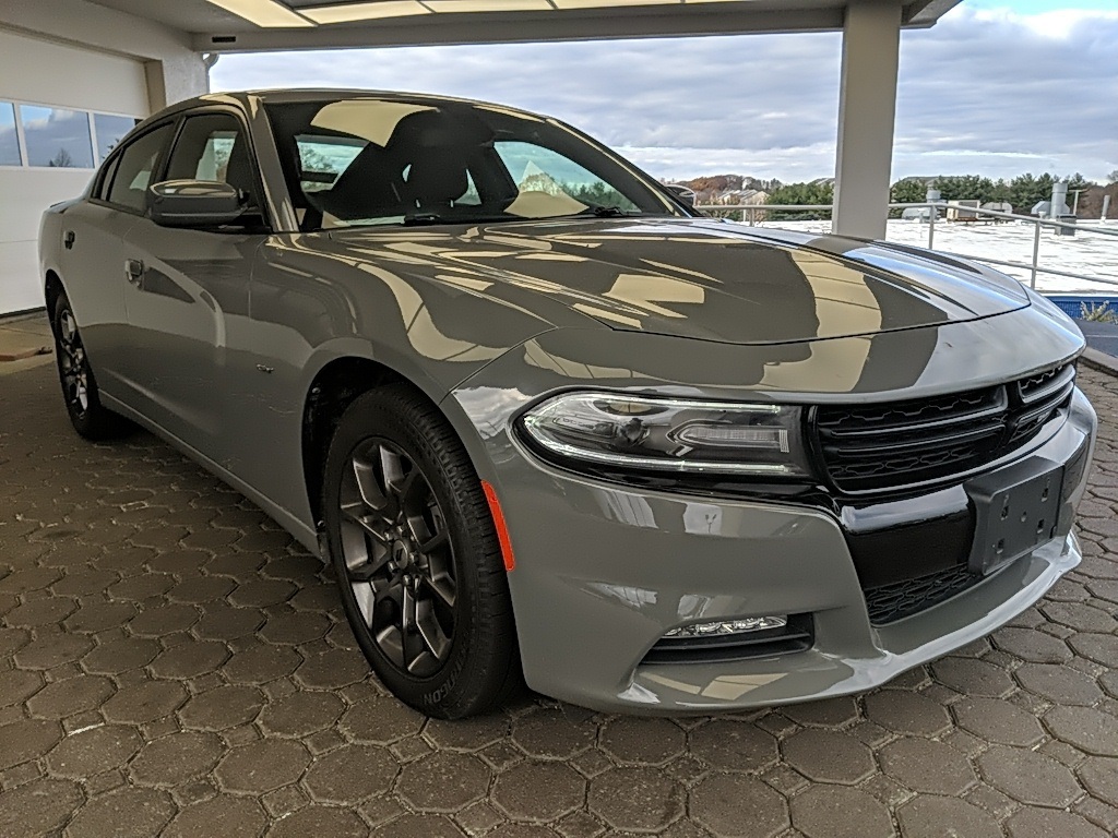 2018 Dodge Charger GT photo 2