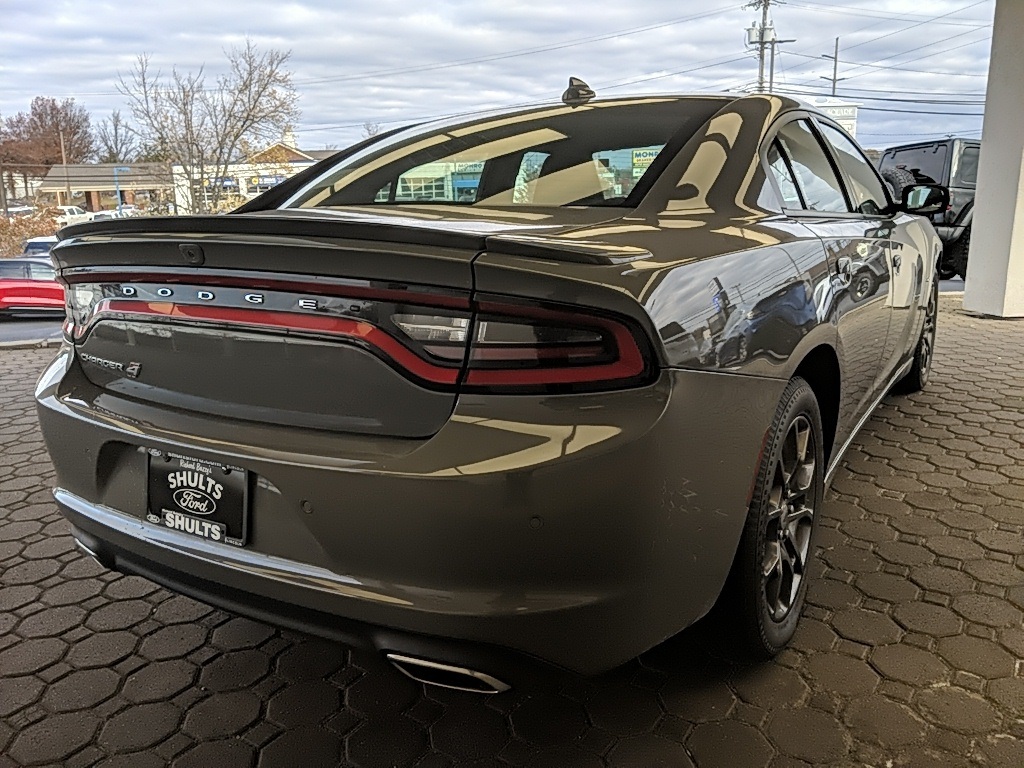 2018 Dodge Charger GT photo 4