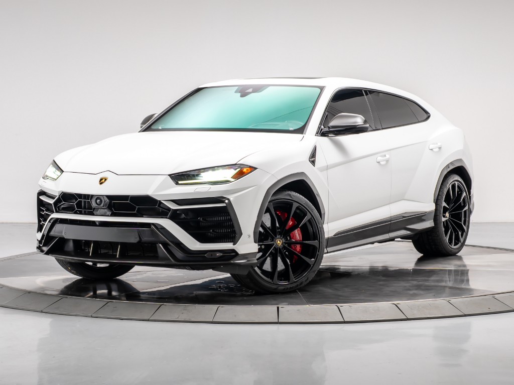 2022 Lamborghini Urus Base