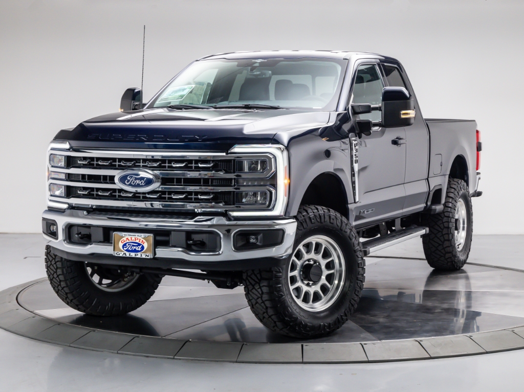 2023 Ford F-350 SD LARIAT