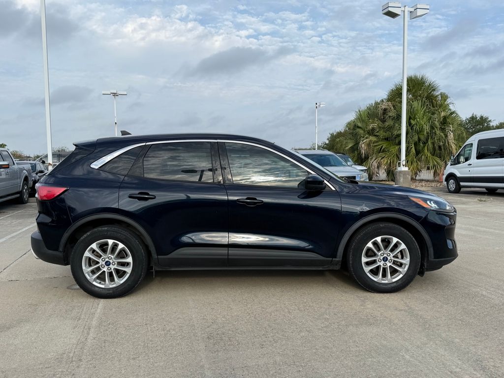 2021 Ford Escape SE photo 4