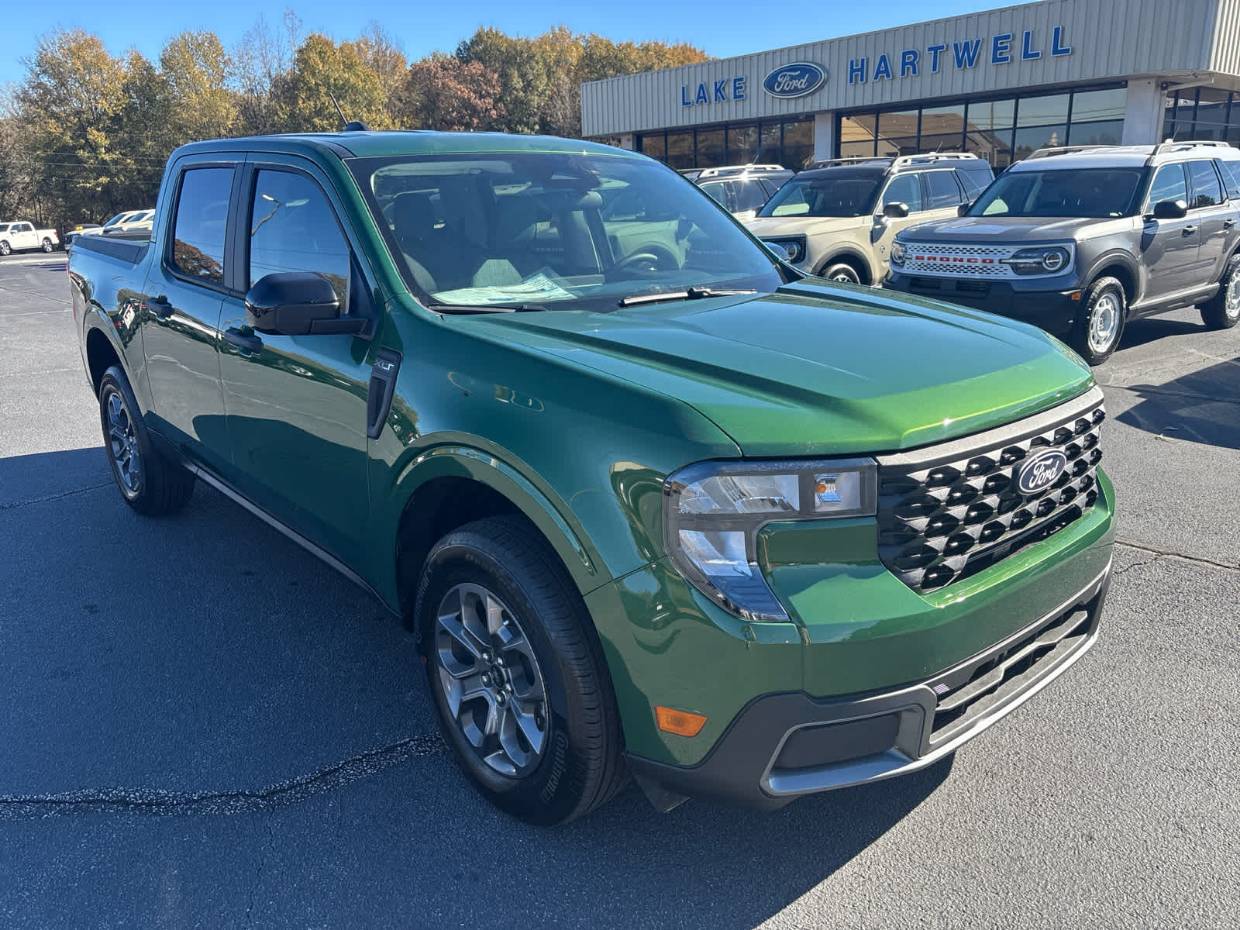 2025 Ford Maverick XLT's photo