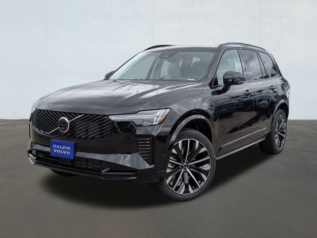 2026 Volvo XC90 B6 Ultra Dark Theme 6-Seater