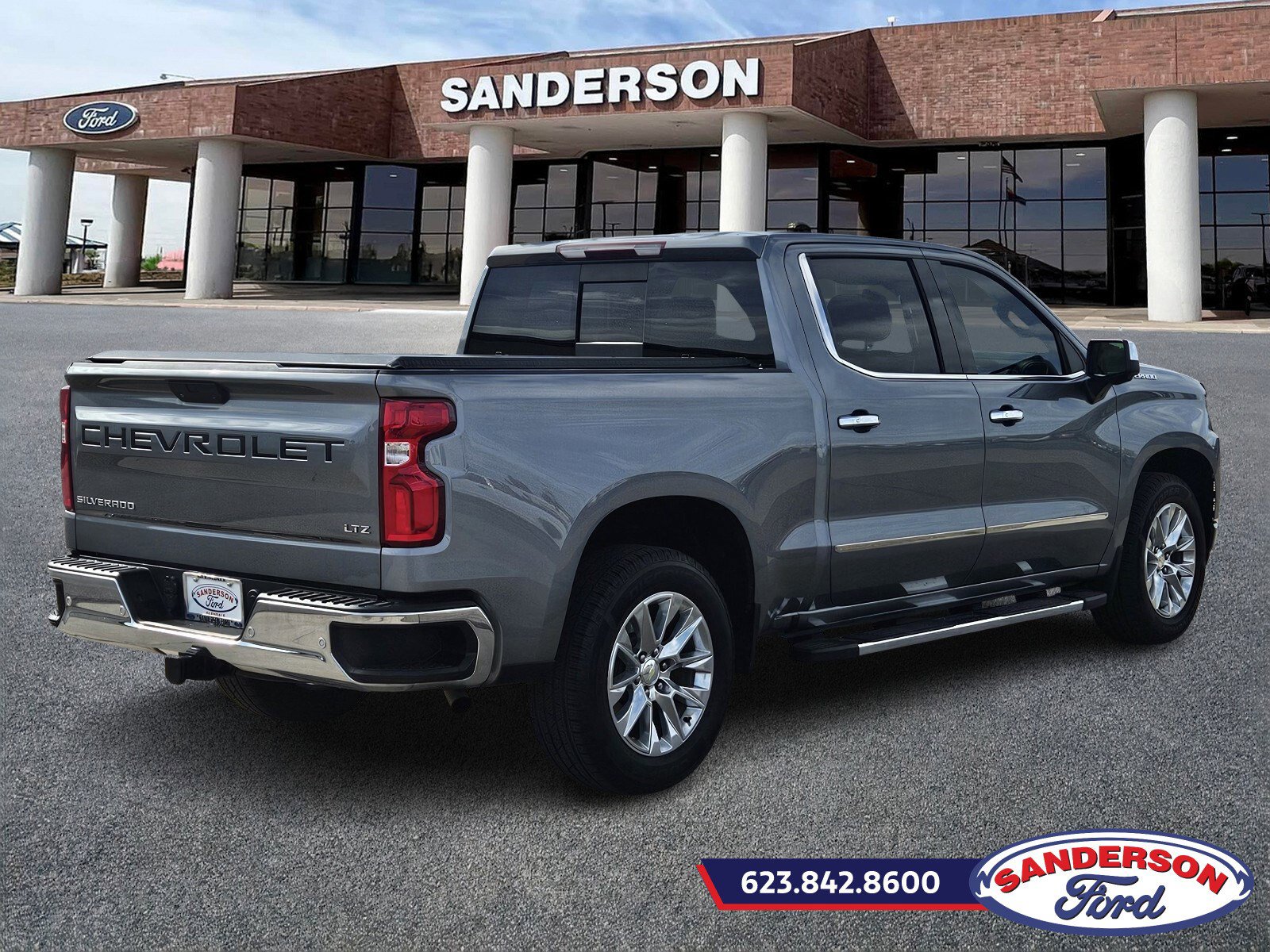 2019 Chevrolet Silverado 1500 LTZ photo 2